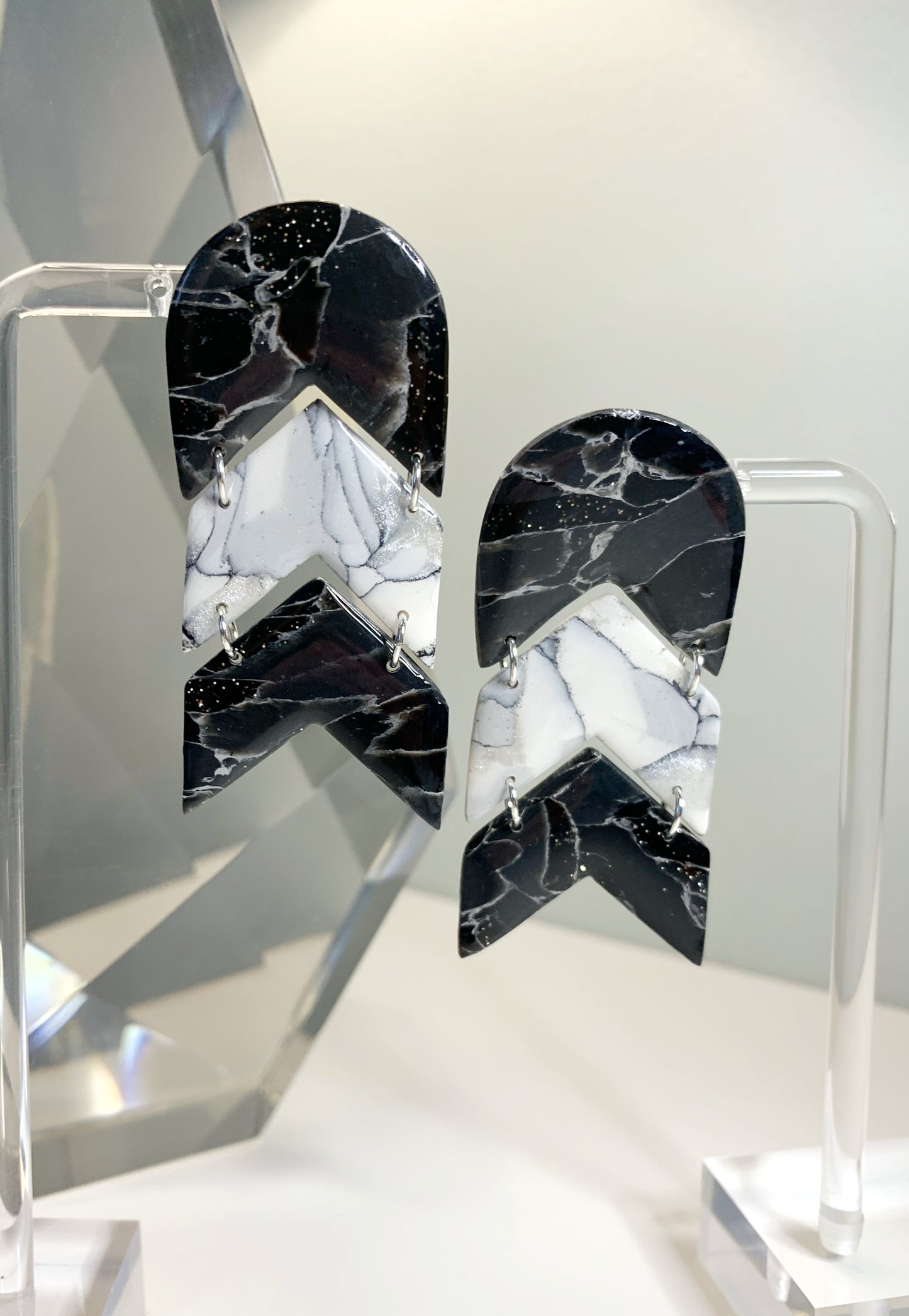 Dreaming of Marble Arrow (2/3 Black)(925s)